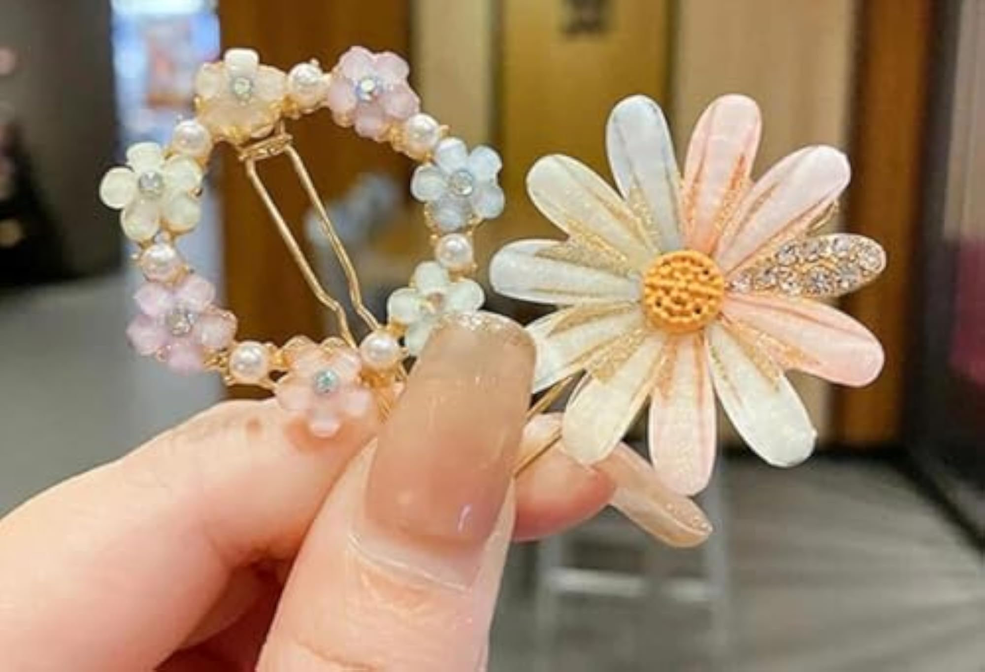 Hair Accessories for Girls, Stylish Claw Clips